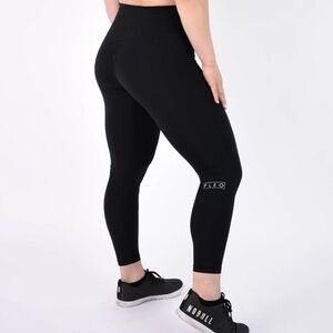 FLEO leggings small